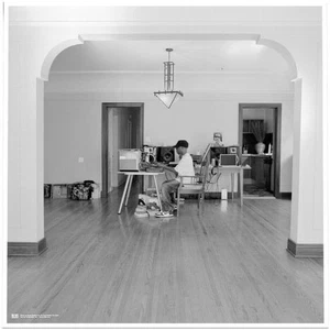 Póster oficial de J Dilla / Behind The Beat Rafael Rashid 28x28 pulgadas - Imagen 1 de 3