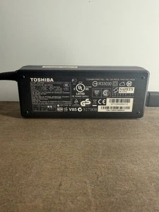 Genuine Toshiba Adapter 19V 3.95A Charger PA3715U-1ACA -Fast Ship - Picture 1 of 3