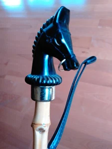 VTG BLACK CARVED HORSE HEAD 24 IN. BAMBOO HANDLE SHOE HORN SHIPS FREE - Picture 1 of 7