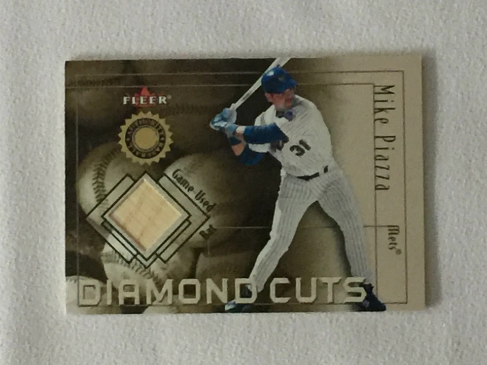 2001 Fleer MIKE PIAZZA Diamond Cuts Game Used Bat Baseball Card - Image 1 of 1