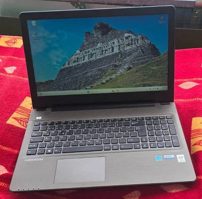 Medion Akoya E6416 Intel i3 SSD 8GB Ram Notekook Laptop - Bild 1 von 4