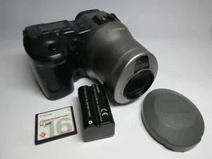 Canon PowerShot Pro 70 1.7MP 28-70mm Historic Digital Bridge Camera & 16MB SD - Picture 1 of 11