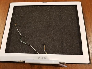Contour Ecran Blanc Apple iBook G4 Plasturgie face avant Ecran - Picture 1 of 4