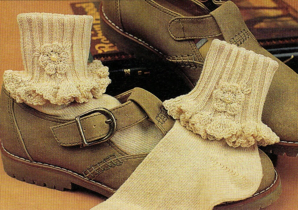 BONITO Calcetín Motivo Flor Borde/Ropa/Patrón Crochet SOLO INSTRUCCIONES Foto 1 de 1