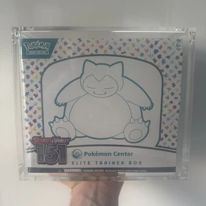 Pokémon Center 151 Elite Trainer Box + Display Case – Brand New Sealed - Picture 1 of 9