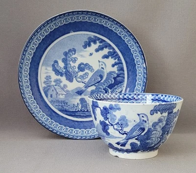 STAFFORDSHIRE ENOCH WOOD PEARLWARE BIRD ON A BRANCH TEABOWL & SAUCER C1820 - Image 1 of 4