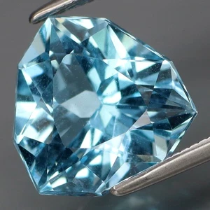 ¡Color encantador de 6,23 quilates! Topacio Azul Suizo Brasil Trilliant 11,5 mm. ¡Limpio! - Imagen 1 de 4