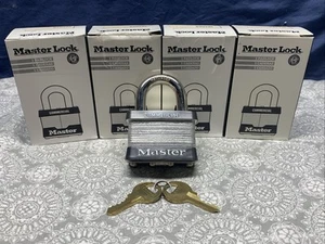 Candado Master Lock comercial 5KA con llave igual, juego de 4 - Imagen 1 de 7