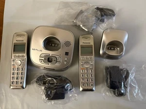 Panasonic KX-TG4023 Dual Handsets Single Line Cordless Phone - Picture 1 of 1