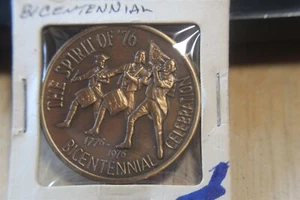MEDAGLIA BICENTENARIO 1976 - TAMBURO E FIFE SPIRITO DEL 76 YORK RITO MURATORE BRONZO - Foto 1 di 2