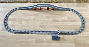 Lego Duplo Large Oval Train Track Bridge Ramp Crossing Gate Light Gray - Picture 1 of 3