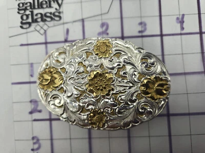 El Arturo Crumrine Inc. Women's Belt Buckle Oval Flowers Gold Silver Tone - Image 1 of 4