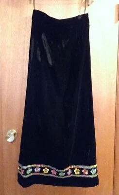 Vtg Elinore Gay Maxi Skirt Black Velvet Embroidered Flowers Waist 28" - Image 1 of 4