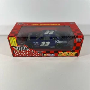 Racing Champions 1997 1/24 Die Cast Stock Car NASCAR #33 Tim Fedewa Kleenex - Picture 1 of 5