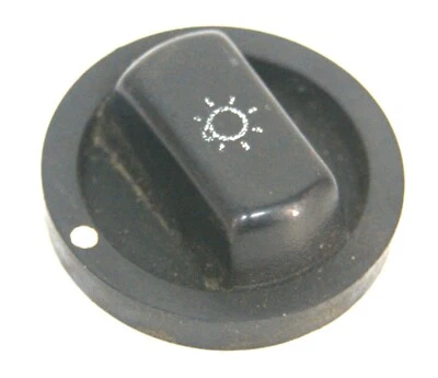 "Perilla de interruptor de faros F1HT-11654-AB Ford CF7000/CF8000 diámetro 1-1/2"" 8168" Foto 1 de 4