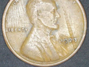 Lamination Peel Detached Error Coin  Lincoln Wheat Cent 1923 - Picture 1 of 3
