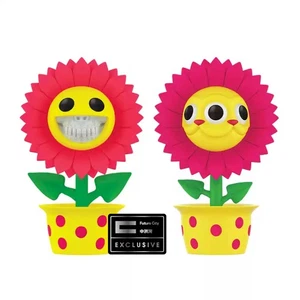 POP! Asia Ron English Smiling Flower × Rabbit Flower Limited Fashion Figure New - Picture 1 of 7