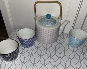 Tokyo Design Studio Teekanne mit Sieb 0,8 L + 3 Teebecher - Bild 1 von 11