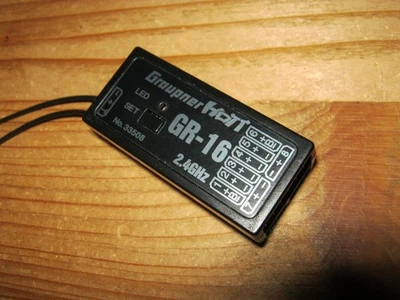 Graupner 2,4 Ghz  Empfänger GR 16 HoTT   - Bild 1 von 2