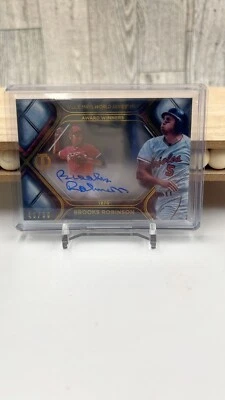 2022 Topps Tribute Baltimore Orioles Legend Brooks Robinson ON CARD AUTO 43/50🔥 - Image 1 of 2