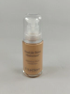 T.LeClerc Hydrating fluid foundation 06 Golden (06 Dore) SPF20 30ml - Image 1 of 4