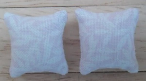 1/24th Scale Dolls House Printed Fabric Cushions: Leaf Pattern in Shades of Pink - Picture 1 of 6