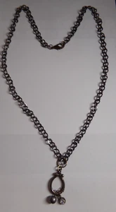 Collar de eslabones grandes vintage tono plata oscura y colgante inusual - 33" - Imagen 1 de 6