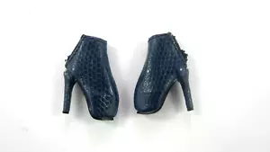 Integrity Toys FR NUFACE 2010 Wild at Heart Alexander Mcqueen Armadillo Shoes - Picture 1 of 3