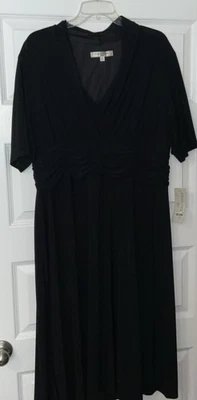 Evan Picone Dress Womens Size 18W Solid All Black Pullover Short Sleeve, New - Image 1 of 4