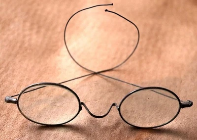 Gafas redondas de la era victoriana marco de alambre vintage Foto 1 de 4