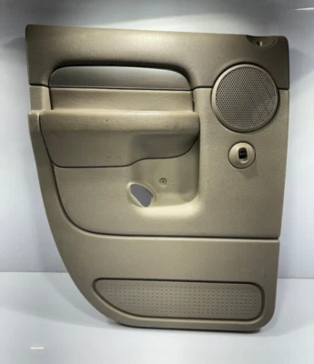 Dodge Ram Limited 2002-2005 cabina cuádruple panel de puerta trasera izquierda P/N 5GS55TRMADA OEM Foto 1 de 4