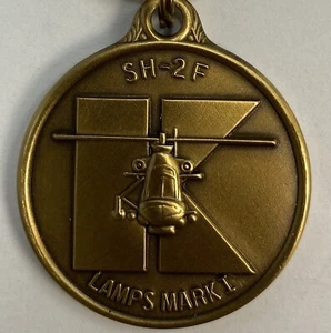Vintage Kaman SH-2F Lampen Mark I Navy Seasprite Hubschrauber Schlüsselanhänger Neu - Bild 1 von 15