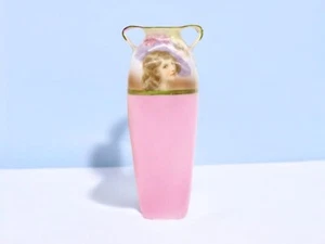 Royal Bayreuth Miniature Pink Vase 1900’s - Picture 1 of 5