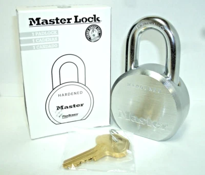Замок навесной Master Lock 6230KA - 1/2-дюймовая скоба ширина корпуса 2-9/16 дюйма - 2 ключа - НОВЫЙ - СВЕРХПРОЧНЫЙ - Изображение 1 из 4