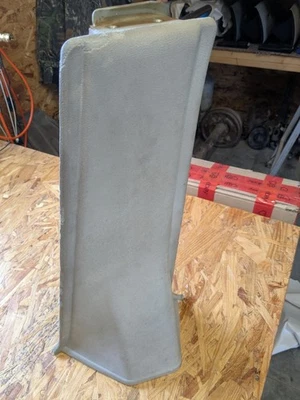 1965 1966 Ford Galaxie Mercury Monterey 4 portas capota rígida direita acabamento pilar B - Imagem 1 de 4