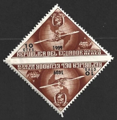 AOP Ecuador 1939 Columbus issue 10c brown triangle IMPERF BETWEEN PAIR ERROR MNH - Image 1 of 2