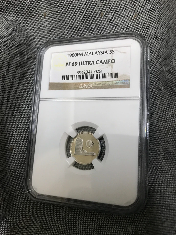 1980FM Malaysia 5 Sen PF69 Ultra Cameo - Image 1 of 2
