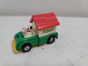Snoopy Dog Die Cast Car 1:64 Scale Green Red Hong Kong 1966 - Picture 1 of 15