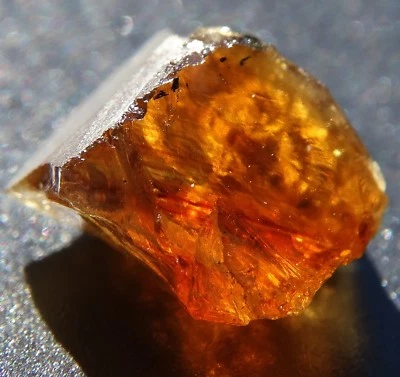 Танзанийский натуральный необработанный турмалин 5,47 карата - Изображение 1 из 4