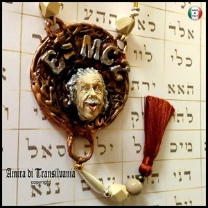 Gioiello Pendaglio Collana Bigiotteria Da Uomo Da Donna Ciondolo Einstein Legno - Foto 1 di 24