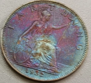 1932 Great Britain 1 farthing coin Heavy purple & Green toning - Picture 1 of 4