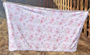 Caden Lane Polvoriento Rubor Floral Envoltura 34x54 Manta Cubierta de Alimentación ROSAS - Imagen 1 de 7