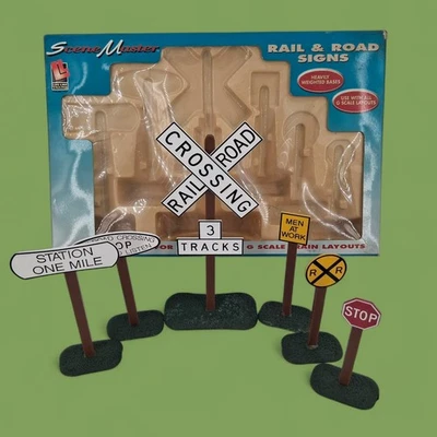 Реалистичные железнодорожные и дорожные знаки Scene Master No1809 масштаб G  - Изображение 1 из 4