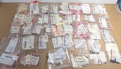 Parafusos arruelas de impulso porcas espaçadores Ducati Superbike Monster ST Supersport NOVO FABRICANTE DE EQUIPAMENTO ORIGINAL - Imagem 1 de 4