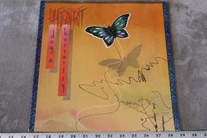 Vintage Heart Vinyl Record Dog & Butterfly Album Classic Rock LP Portrait 1978 - Imagen 1 de 3