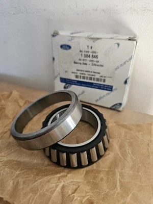 Genuine Ford Differential Bearing 1084846 TRANSIT MK4 Transmission Output shaft - Image 1 of 4