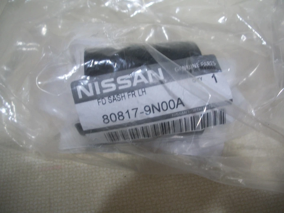 NISSAN MAXIMA 09 10 11 12 13 14 BLACK OUT TAPE LH FRONT NEW OEM  Foto 1 de 1