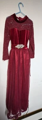 Just Couture Girls Dress Size 10 Christmas Red Velvet Mint Condition Long Modest - Image 1 of 4