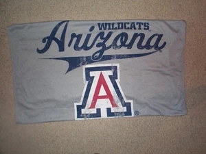 ($ 50) Arizona Wildcats NCAA Jersey Überwurf Decke Handtuch 54" x 84" - Bild 1 von 2