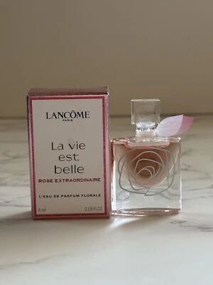 LANCOME La Vie Est Belle Rose Extraordinaire Eau de Parfum 4 ml / 0,135 fl oz Foto 1 de 2